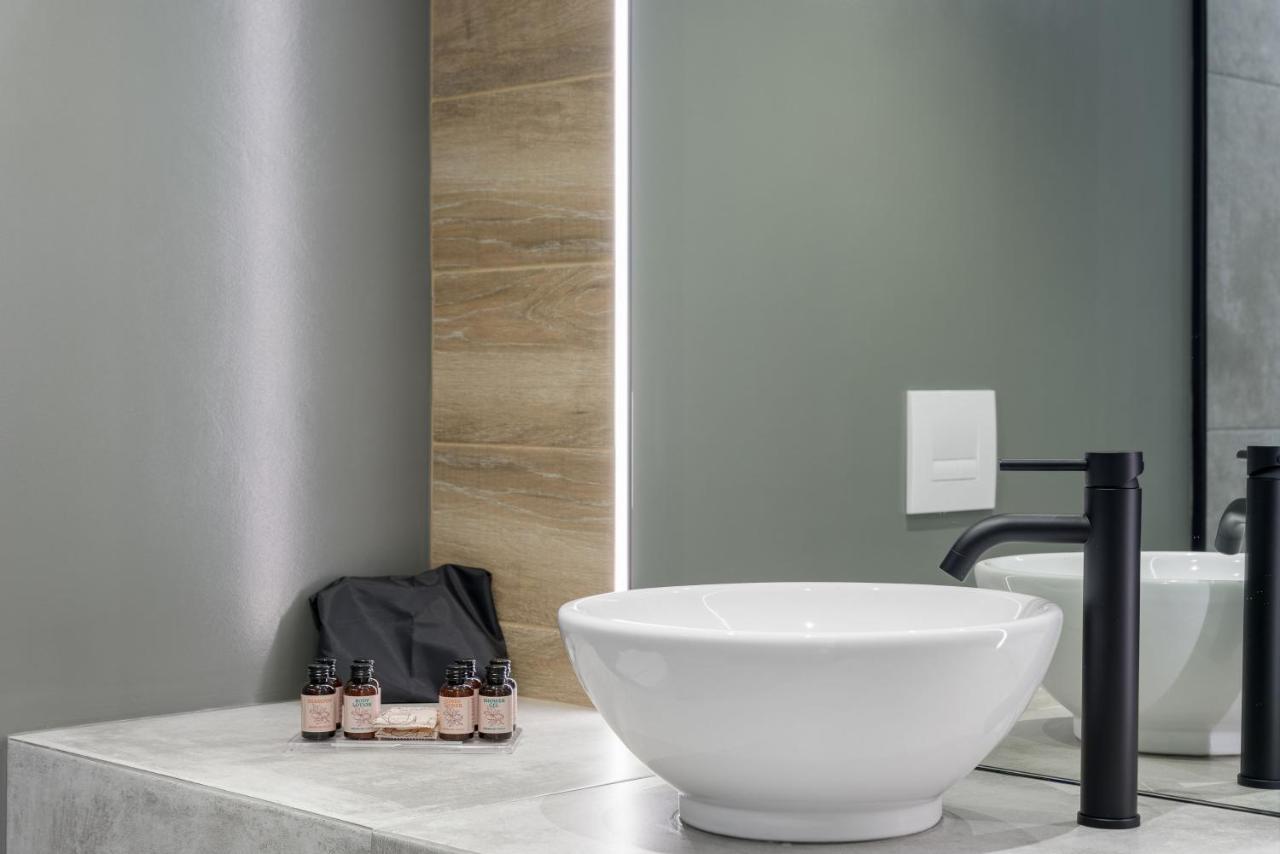 Acropolis Magenta Luxury Suites Афіни Екстер'єр фото